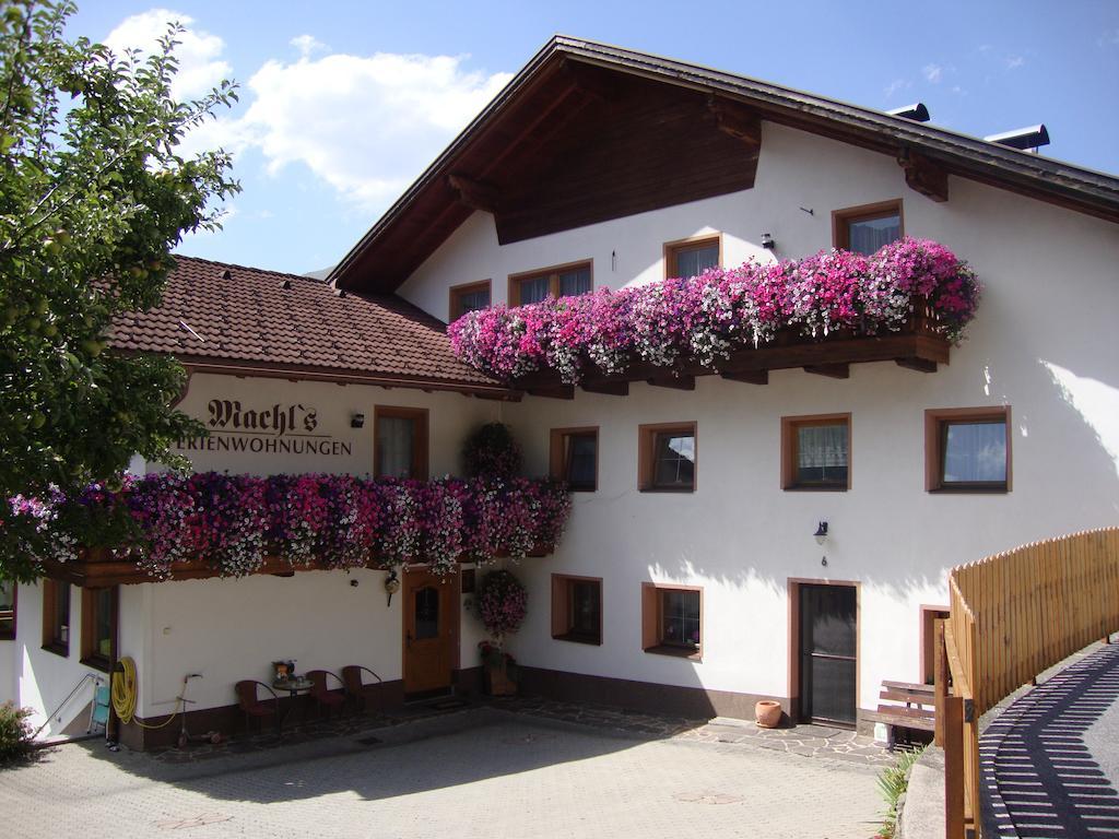 Machls Ferienwohnungen Jerzens Exterior photo